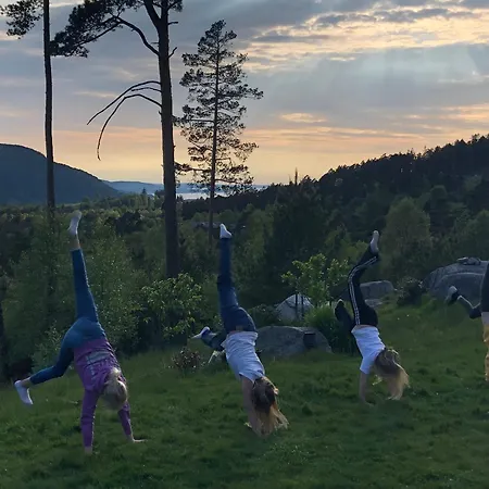 Near Pulpit Rock Σπίτι διακοπών Jørpeland